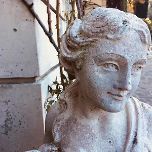 Villa Varenna Couette-café