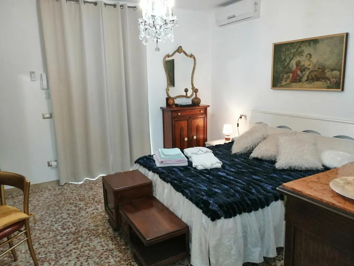 Bed and Breakfast Ca' Pietra Di Nonno Pietro Гавардо 0*,  Италия